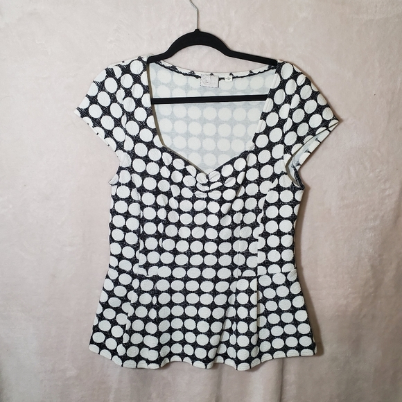 Anthropologie Tops - Anthropologie Postmark Sweetheart Peplum Top - L